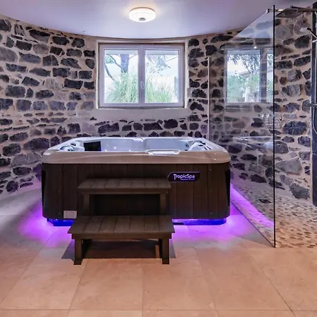 La Demeure Des Sens Avec Et Sauna Bed & Breakfast Quissac (Gard)